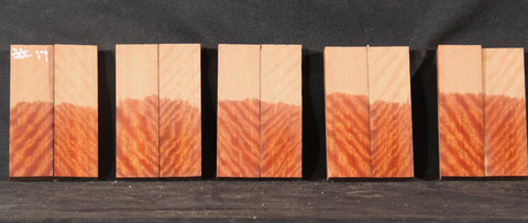 #17 Curly Robusta handle bookmatches